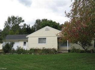 35055 Martin Rd, Willoughby Hills, OH 44094