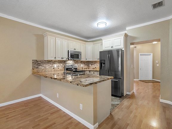 Home For Sale In Addison Court