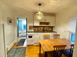 115 1/2 S 3rd St, Grand Haven, MI 49417