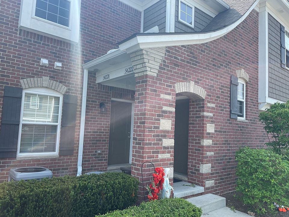 1st image of 54228 Bay Point Dr Unit 3-7