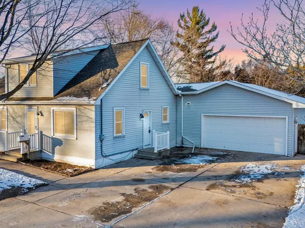 1128 Langlade Ave, Green Bay, WI 54304