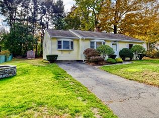 2 Hellstrom Rd, East Haven, CT 06512