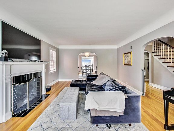 4th image of 1035 Bonnie Brae Pl