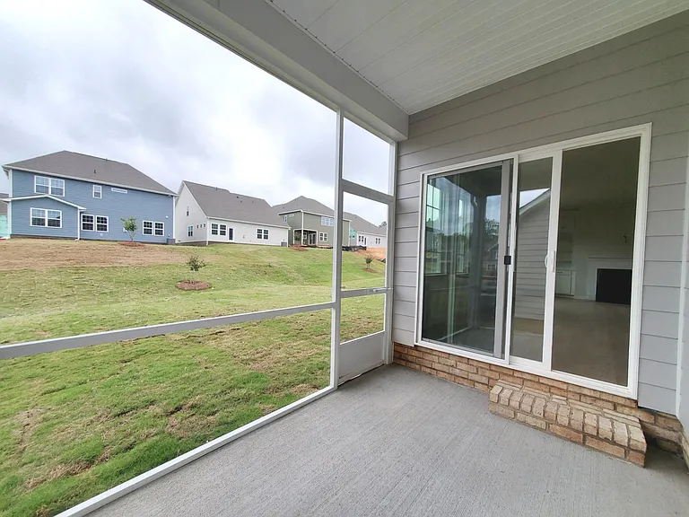 1009 Gabardine Ln — Photo 16