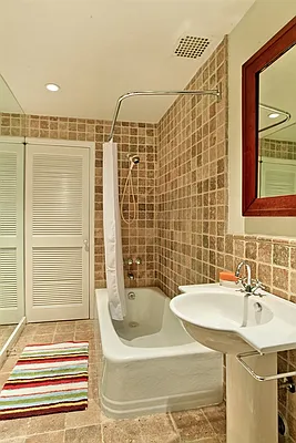 Sold by Corcoran | media 28