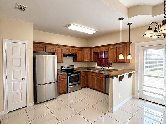 3rd image of 3227 Michaelwood Dr