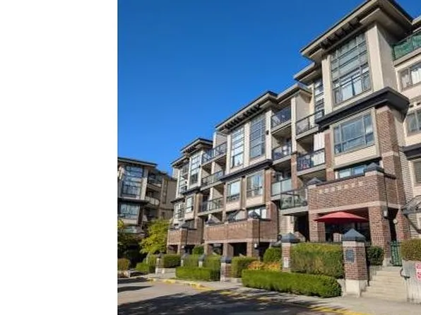 10838 City Pkwy #432, Surrey, BC V3T 5X9