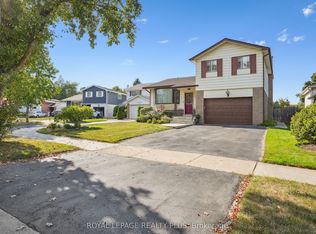 2335 Wyandotte Dr, Oakville, ON L6L2T4