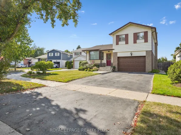 2335 Wyandotte Dr, Oakville, ON L6L 2T4