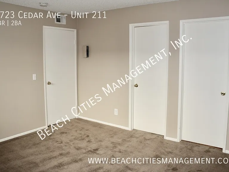 1723 Cedar Ave #211 — Photo 16