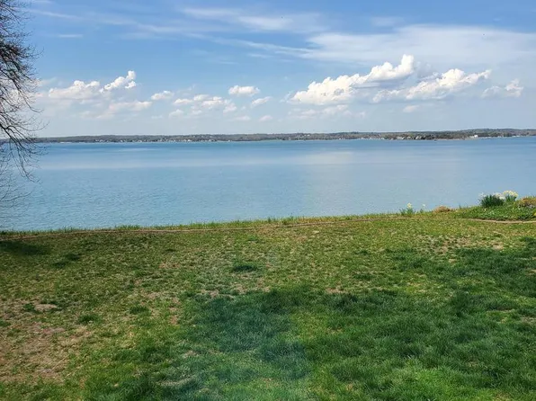 43816 Raspberry Ln, Hollywood, MD 20636