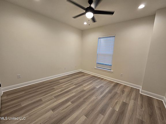 2nd image of 18020 Evergreen Dr