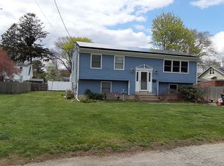 179 Holmes Rd, Warwick, RI 02888