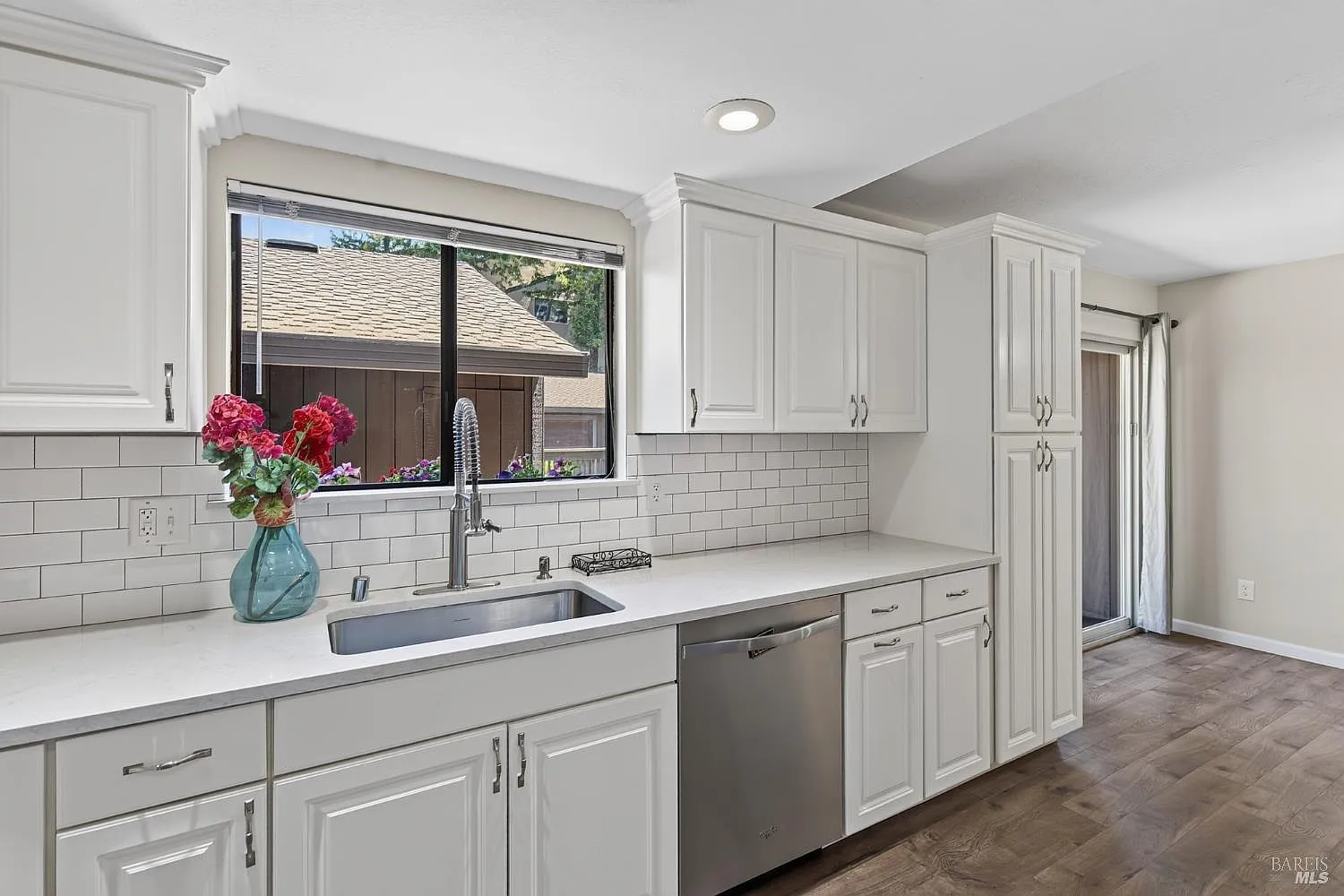 218 Los Alamos Road - Photo 3