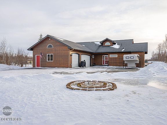 4th image of 4671 S Canter Cir