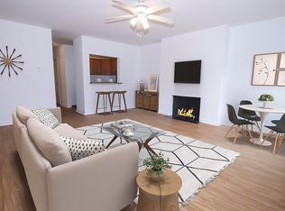 321 6th Ave APT 2, New York, NY 10014