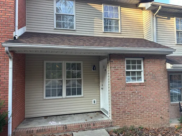 303 May Dr #22, Huntington, WV 25704
