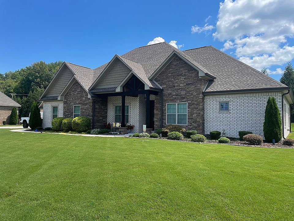 1st image of 114 Plantation Springs Dr