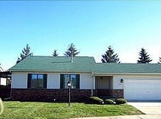 1431 Grant Ct, Lapeer, MI
