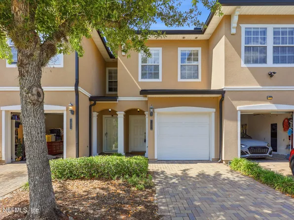 11355 ESTANCIA VILLA Circle #202, Jacksonville, FL 32246