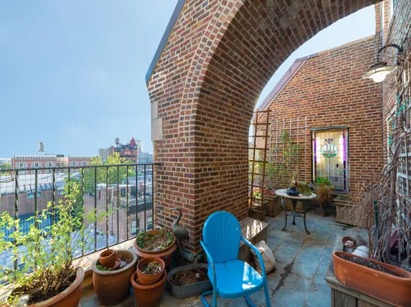 35 Pierrepont Street 9A image 10 of 11