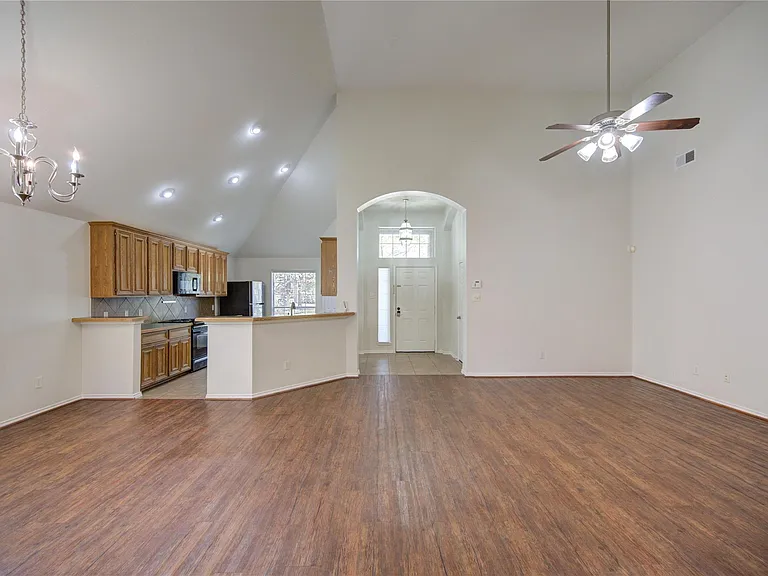 19915 Shore Meadows Ln — Photo 5