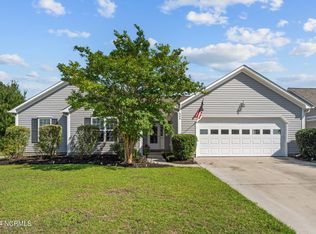 246 Red Carnation Dr, Holly Ridge, NC 28445