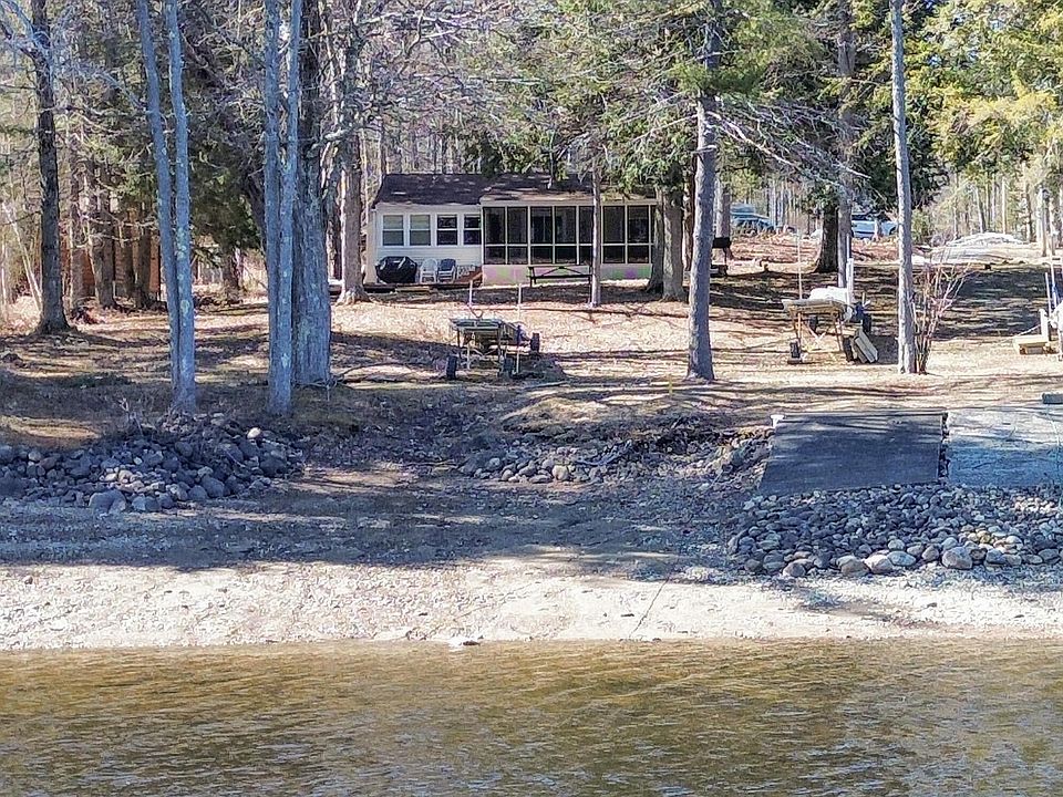 1st image of 14 Bullis Priv Road