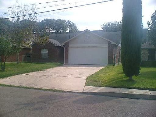 1st image of 626 FREILING DR
