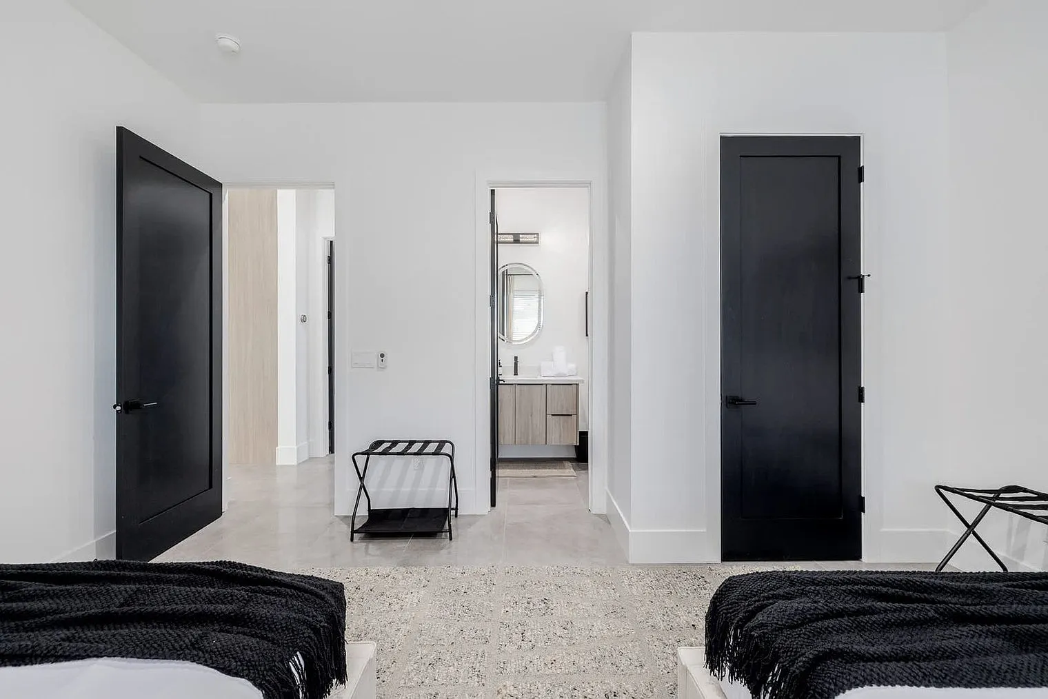 5 bed, 4.0 bath, 3196 sqft, $27,367 — Photo 4