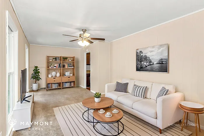 211 Kent Ct — Photo 5