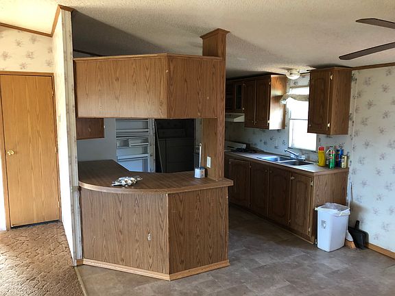 3rd image of 88 Metzger Dr