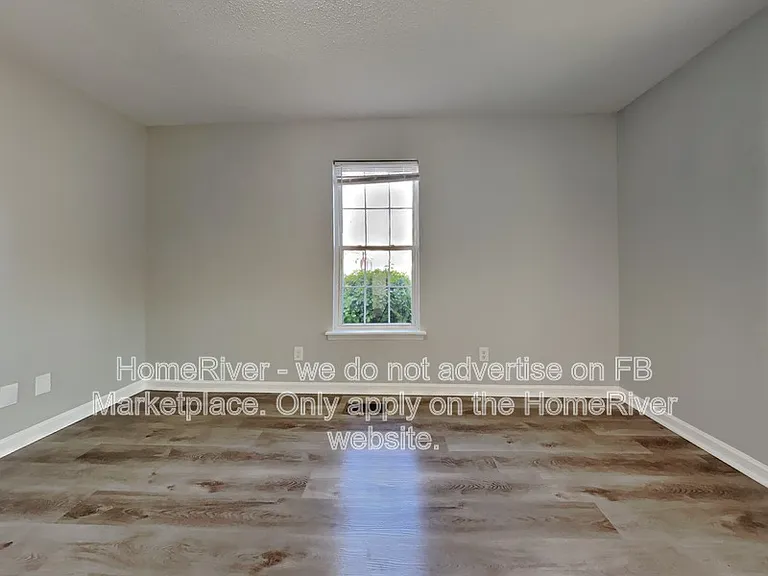 4303 Joy Ann Ter — Photo 4