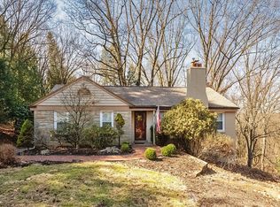 461 Fairview Rd, Pittsburgh, PA 15238