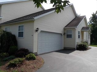 12 Brook St, Rensselaer, NY 12144