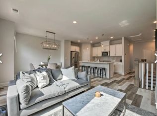 1442 Winding Stream Rd, Charlotte, NC 28206