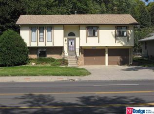 6720 Pacific St, Omaha, NE 68106