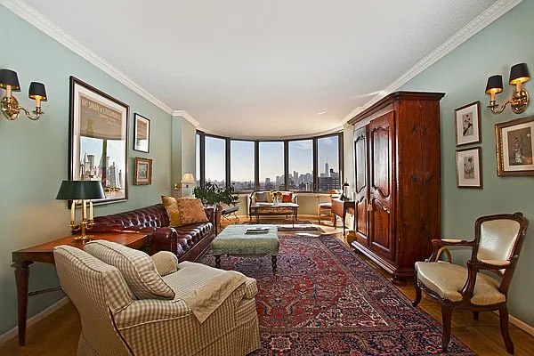 Sold by Thrasher Real Estate | media 38