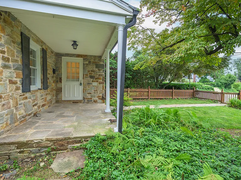 7003 Bellona Ave — Photo 5
