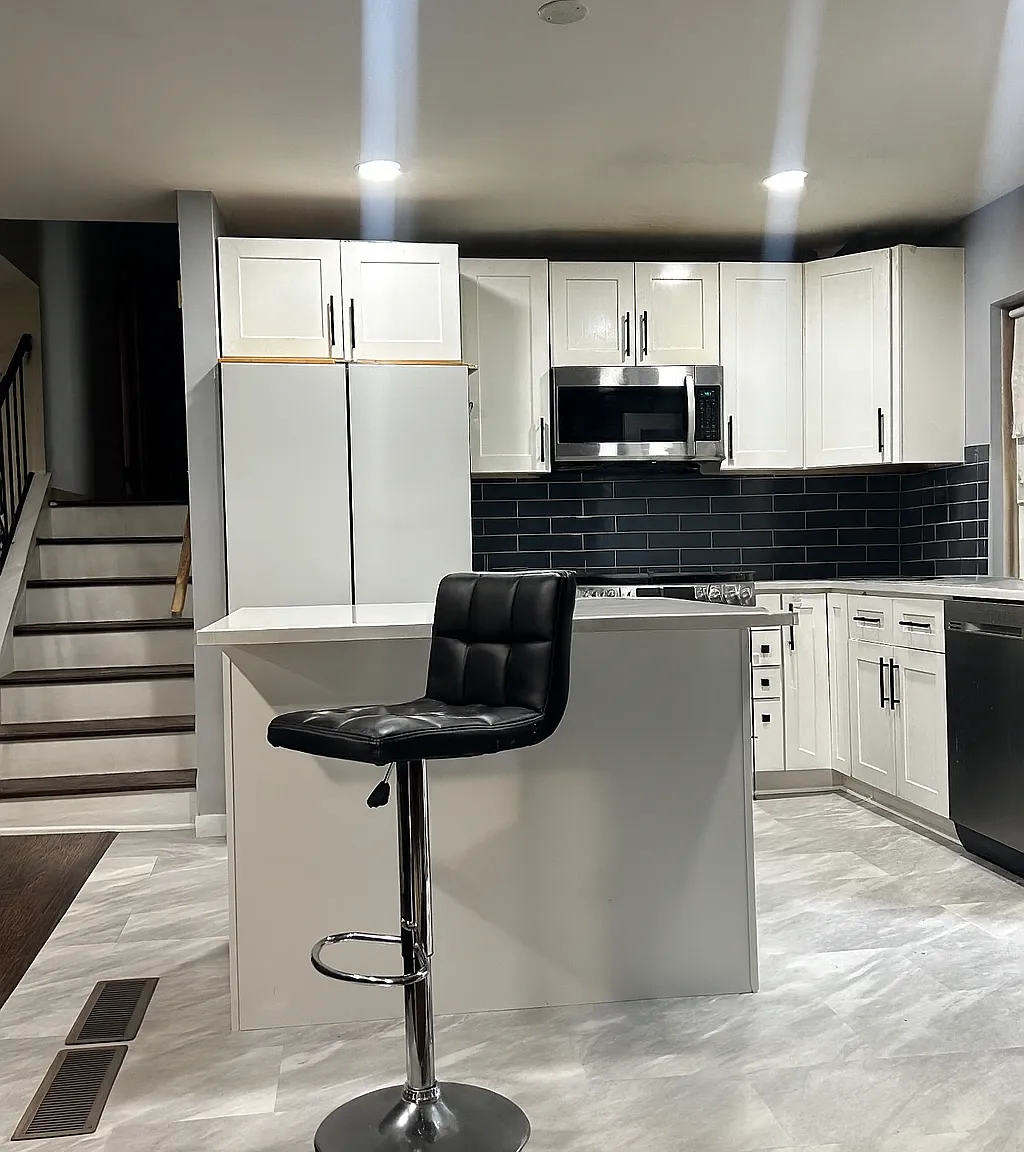 3 bed, 1137 sqft, $3,000 — Photo 3
