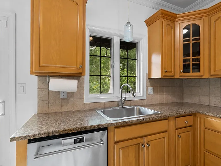 9 Hackensack Plank Rd — Photo 13