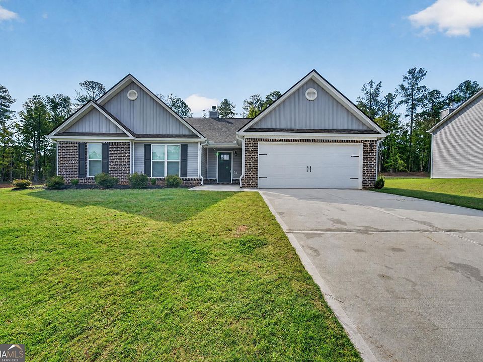 1st image of 421 Riley Cir NW