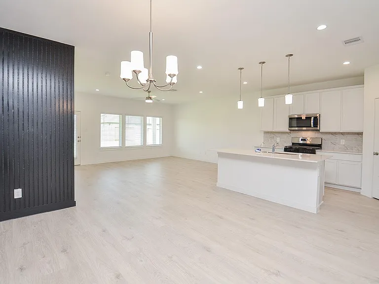 4218 Berwick Park Ln — Photo 6