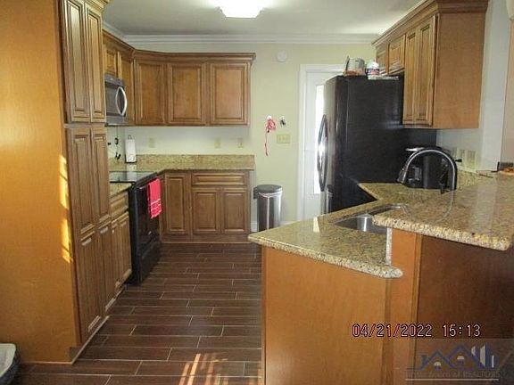 5th image of 362 Daralyn Dr
