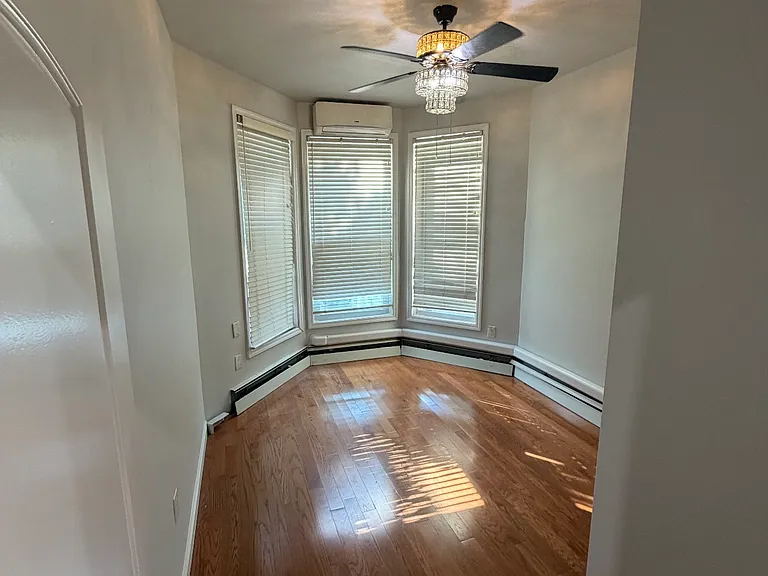 460 Miller Ave #1 — Photo 7