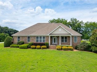 563 Martin Rd, Talmo, GA 30575
