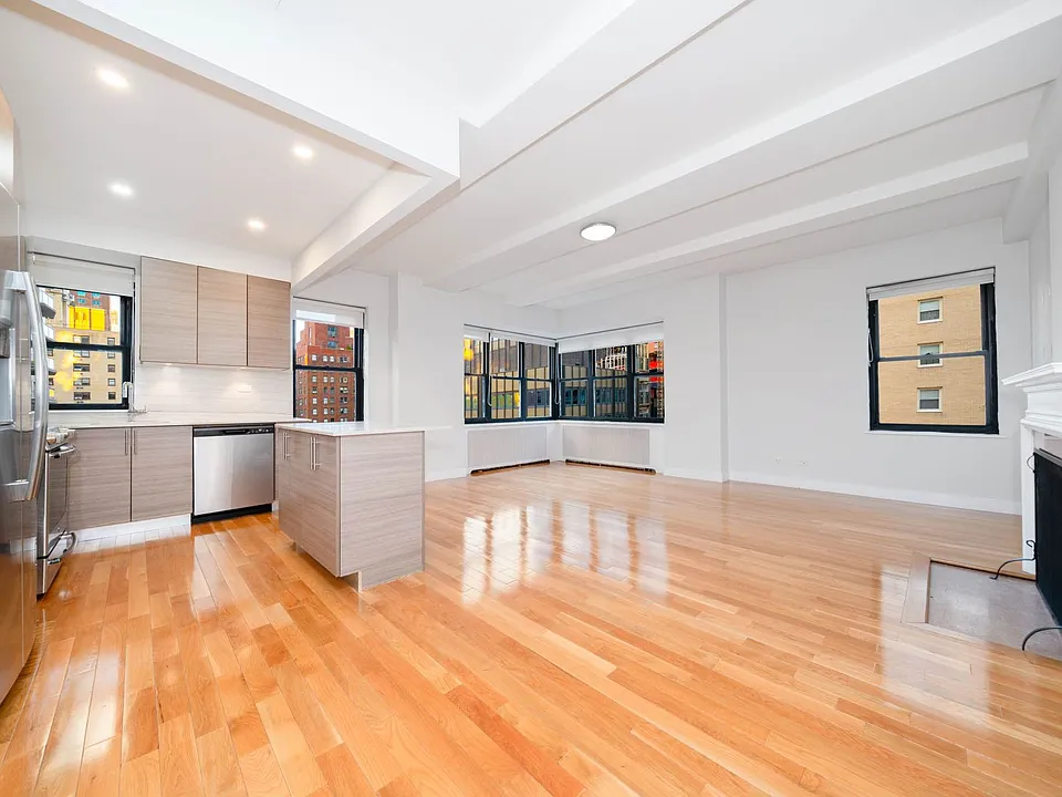 400 E 57th St #9K