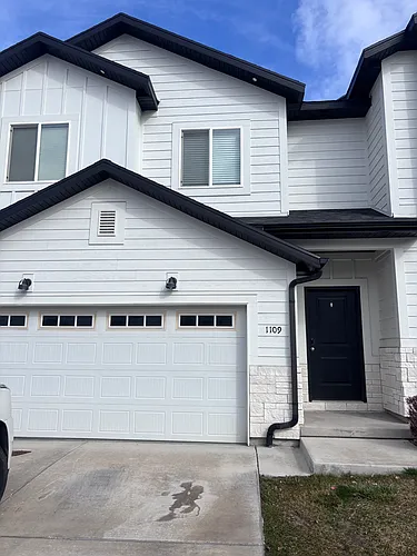 1109 E 1270 S Photo 1