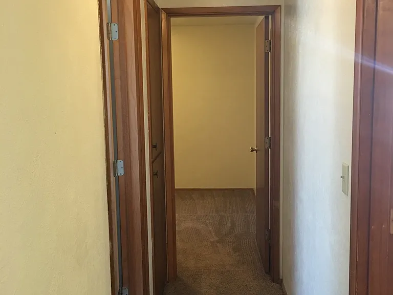 Greenwood Apartments — Photo 9