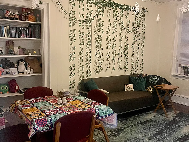 Alexandria Apartments — Photo 35